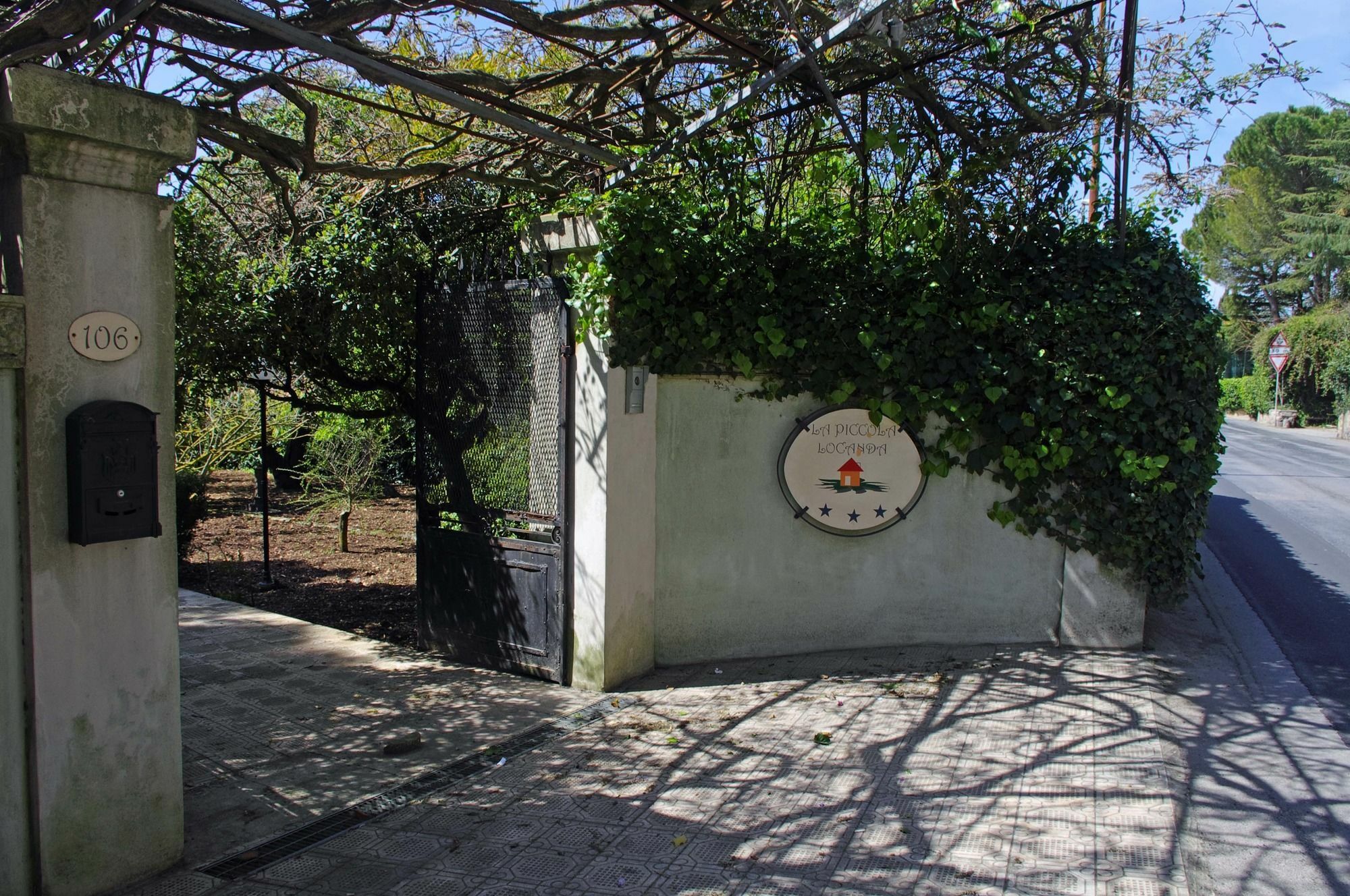 La Piccola Locanda Modica Bagian luar foto
